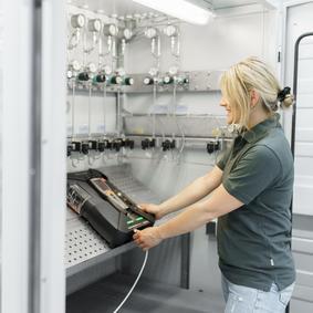 Kalibrierung von Messgeräten im analytischen Labor