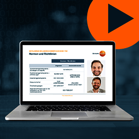 Webinar Referenten auf Bildschirm zu Webinar